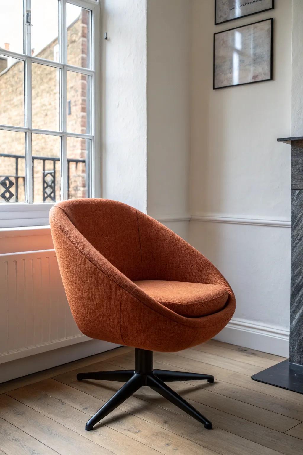 Bold swivel chairs keep a small den flexible—spin from conversation to TV in seconds.