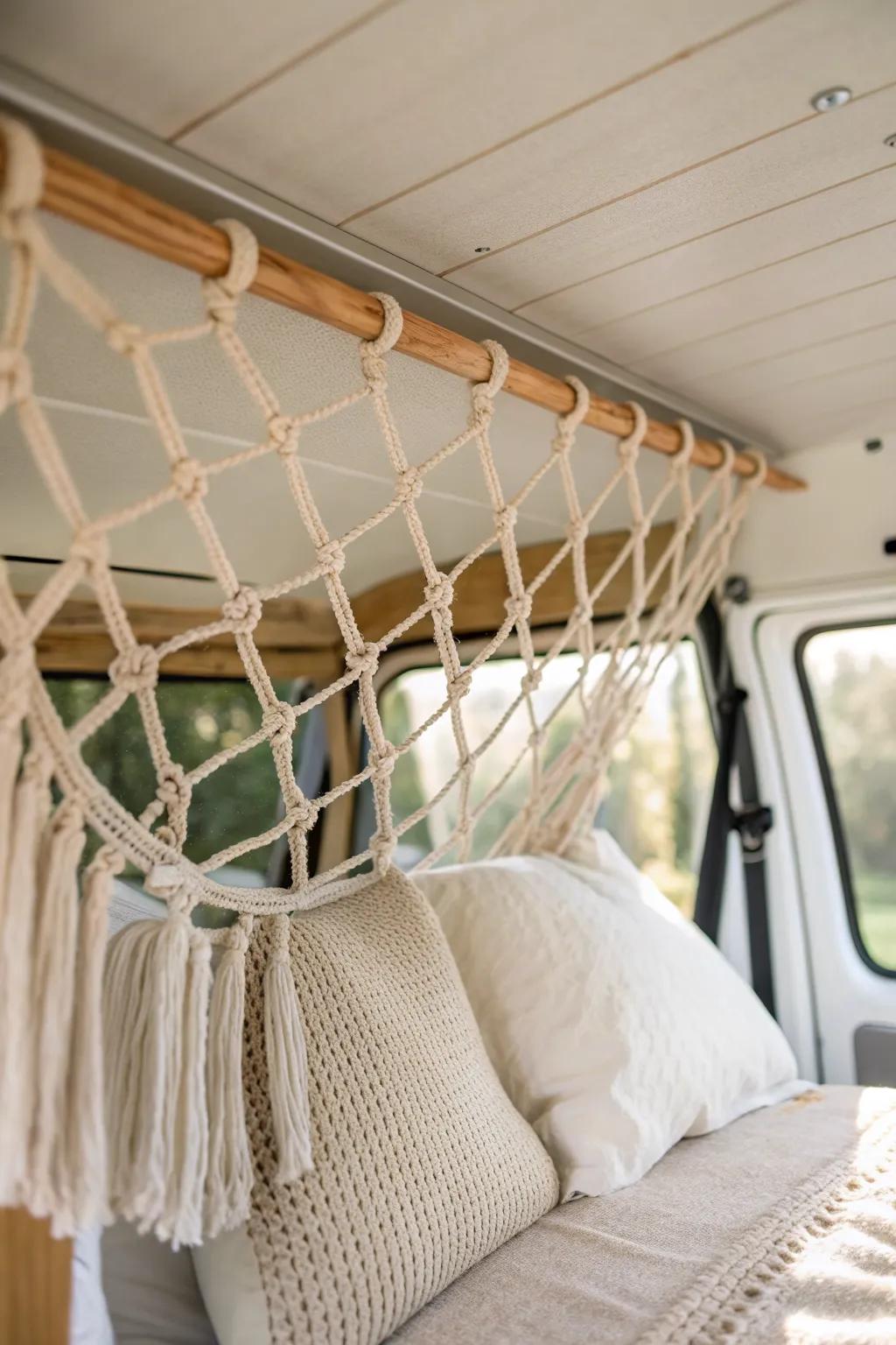 A soft ceiling net keeps blankets and pillows tucked away—storage without bulky bins.