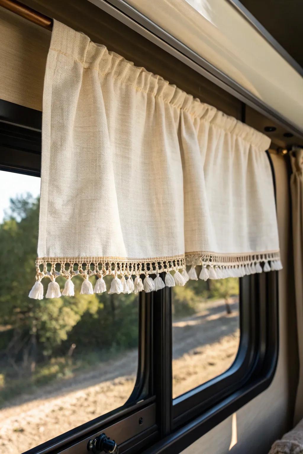 Light cream farmhouse linen valance: an instant RV upgrade that feels calm, cozy, and clean.
