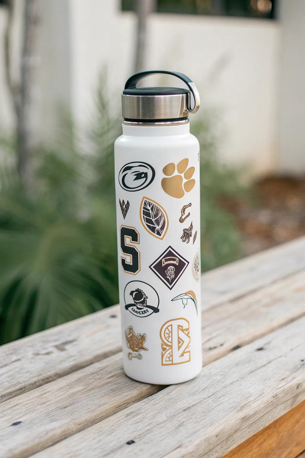 Elevate your team spirit with chic college sports stickers! Perfect for adding a touch of charm to your everyday essentials.