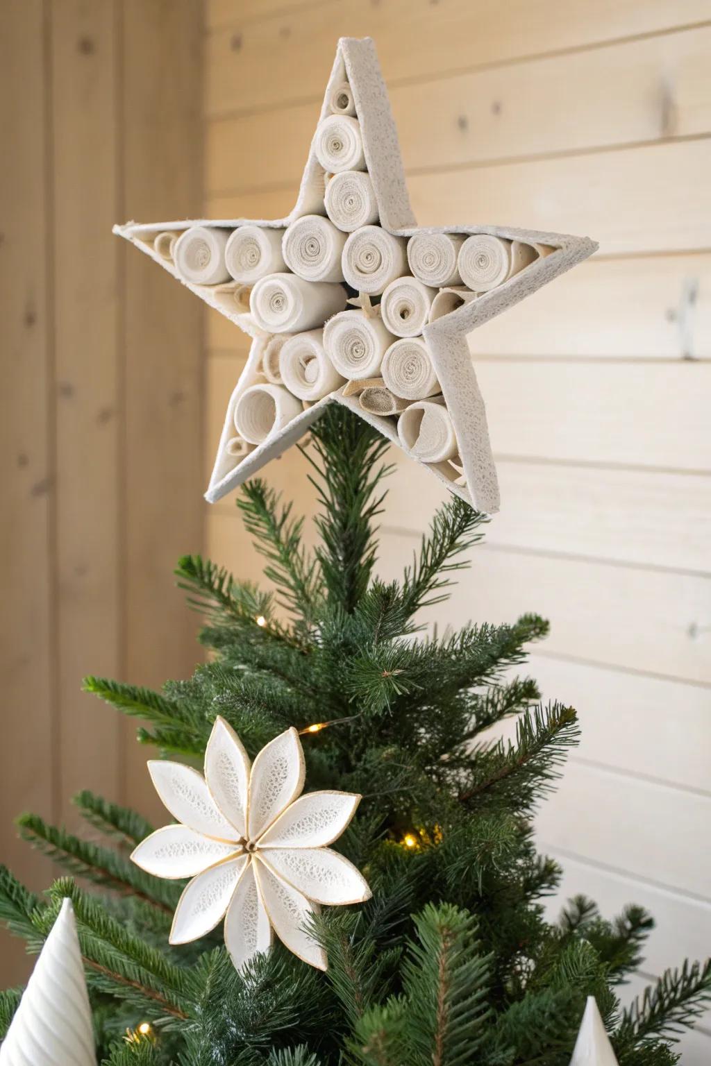 Elevate your holiday decor with this eco-chic paper roll star topper, a blend of minimalist charm and sustainable style.